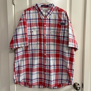 Columbia PGF Super Bahama Omni Shade Men's Red and Blue Plaid Button Down Shirt